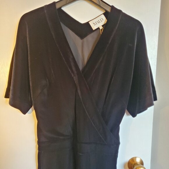 Velvet Jumsuit - Picture 2 of 10